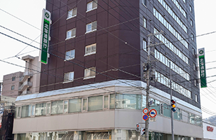 北海道銀行西線支店 徒歩3分（約190m）